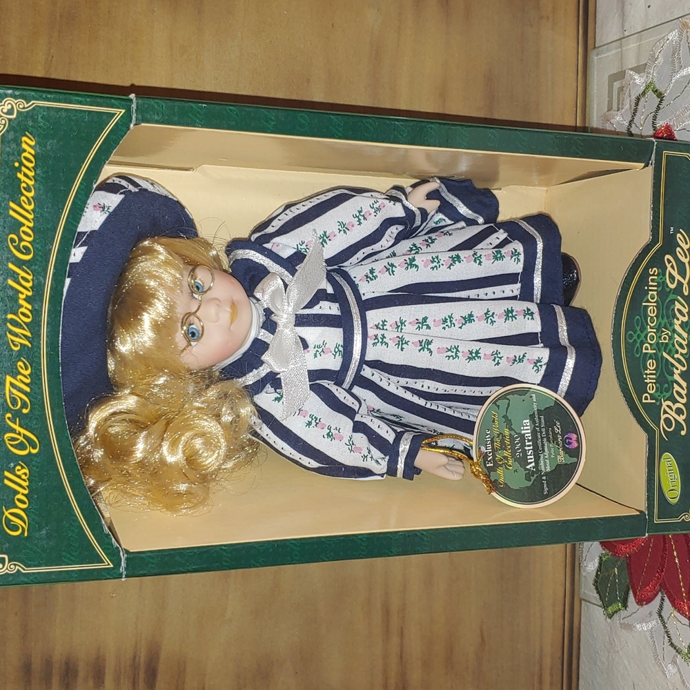 Dolls of the World - Australia